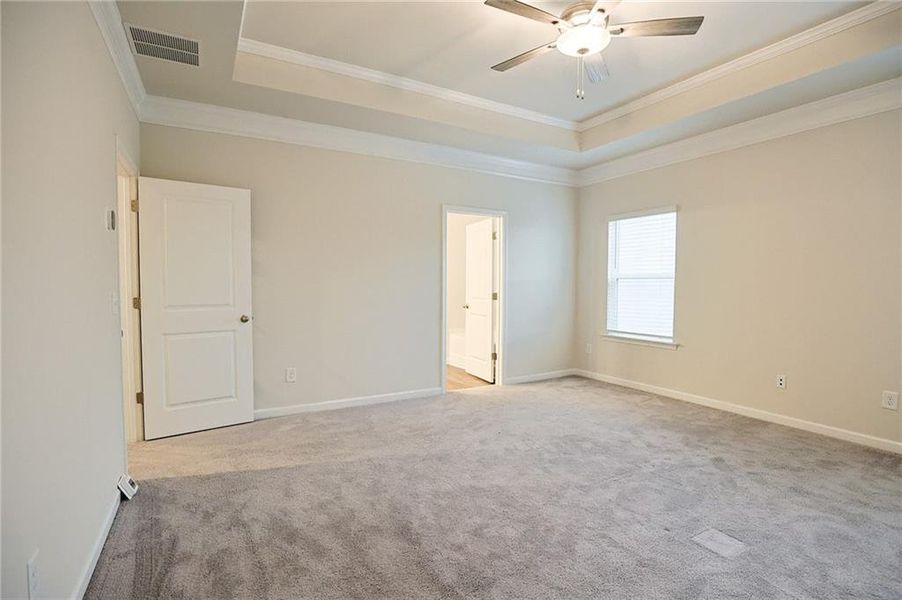 Spacious, unfurnished interior of a new home in , Auburn (Image 18).