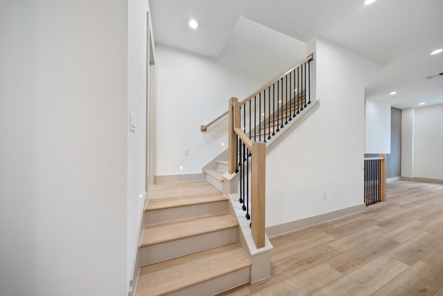 Spacious, unfurnished interior of a new home in , Houston (Image 22).