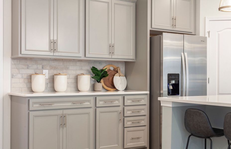 Representative furnished interior of a home built from the Foxfield by Pulte Homes in Long Savanna, Charleston (Image 15).