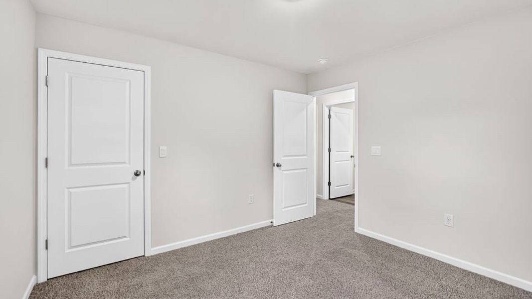 Spacious, unfurnished interior of a new home in Gibson Grove, Laurens (Image 29).