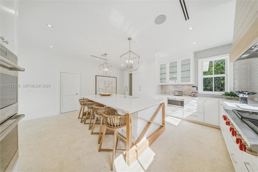 Furnished interior view inside a new home in , Islamorada, Village of Islands (Image 46).
