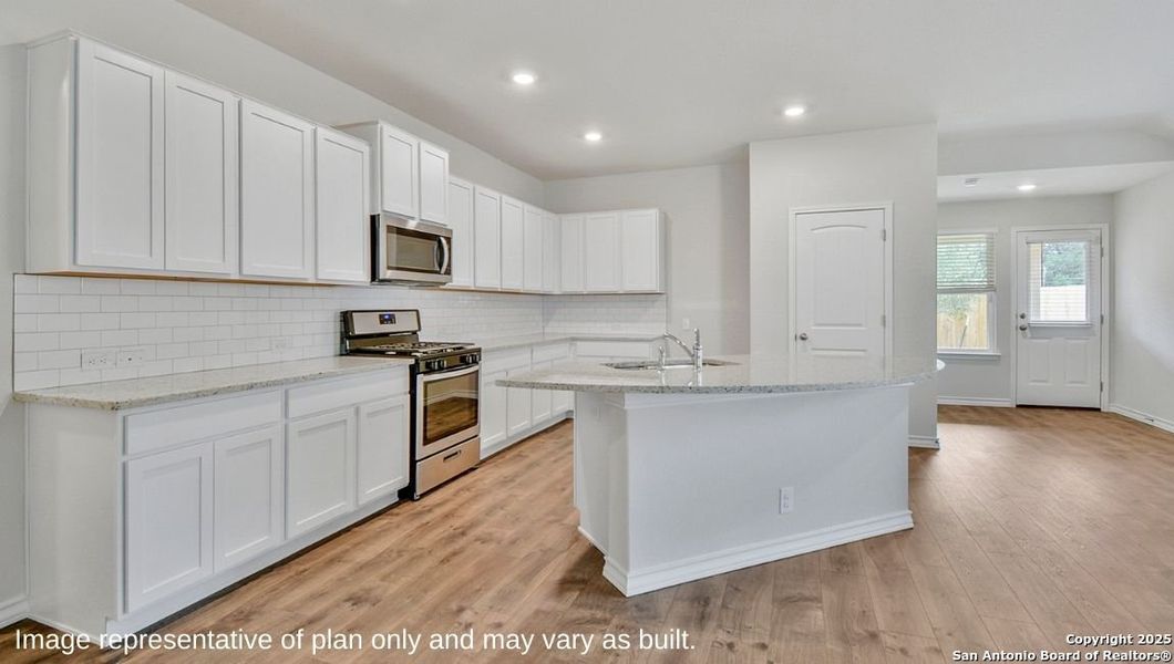 Furnished interior view inside a new home in Avenida, Converse (Image 6). Furnished interior view inside a new home in Avenida, Converse (Image 6).