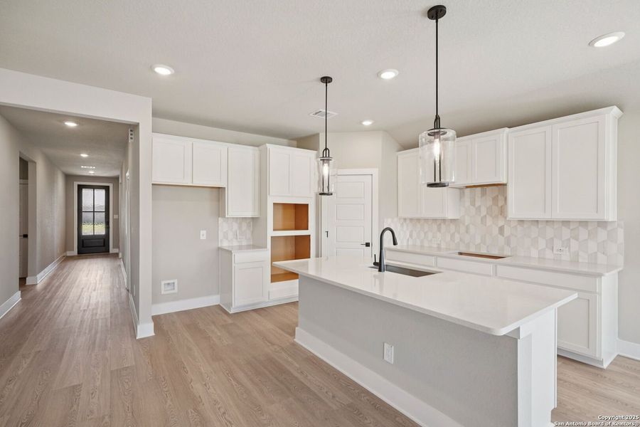 Furnished interior view inside a new home in Carmel Ranch, Schertz (Image 9). Furnished interior view inside a new home in Carmel Ranch, Schertz (Image 9).