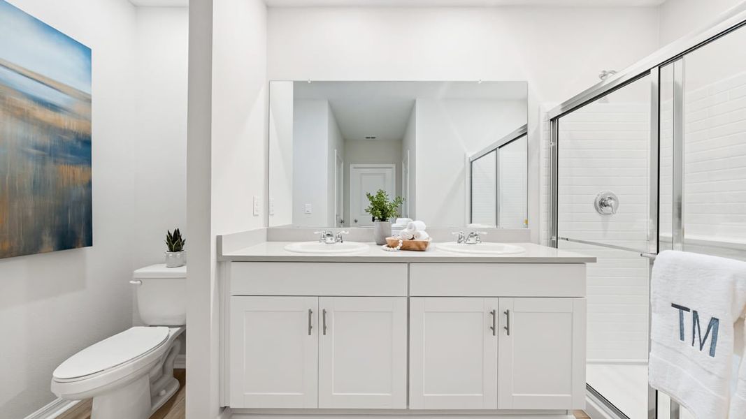 Furnished interior view inside a new home in Waterstone, Groveland (Image 11).