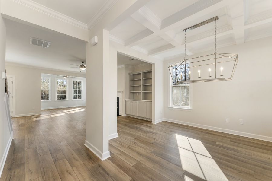 Spacious, unfurnished interior of a new home in Windsor Forest, Anderson (Image 12).