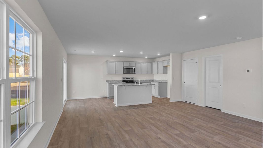 Image 21 representing the OLIVER by D.R. Horton in River's Edge, Mayodan, NC.