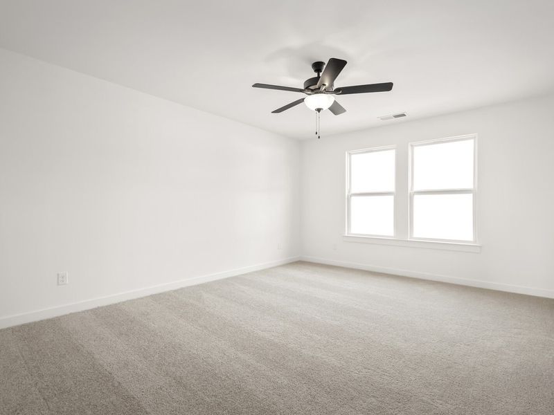 Spacious, unfurnished interior of a new home in Woods Crossing, Gallatin (Image 36).