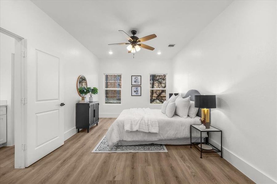 Furnished interior view inside a new home in , Fort Worth (Image 13). Furnished interior view inside a new home in , Fort Worth (Image 13).