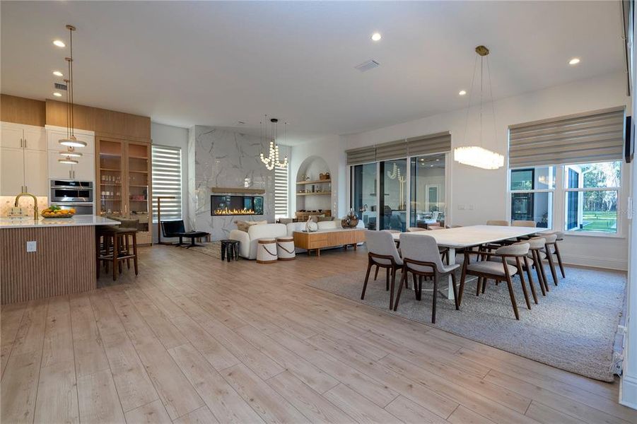 Furnished interior view inside a new home in , Montverde (Image 14).