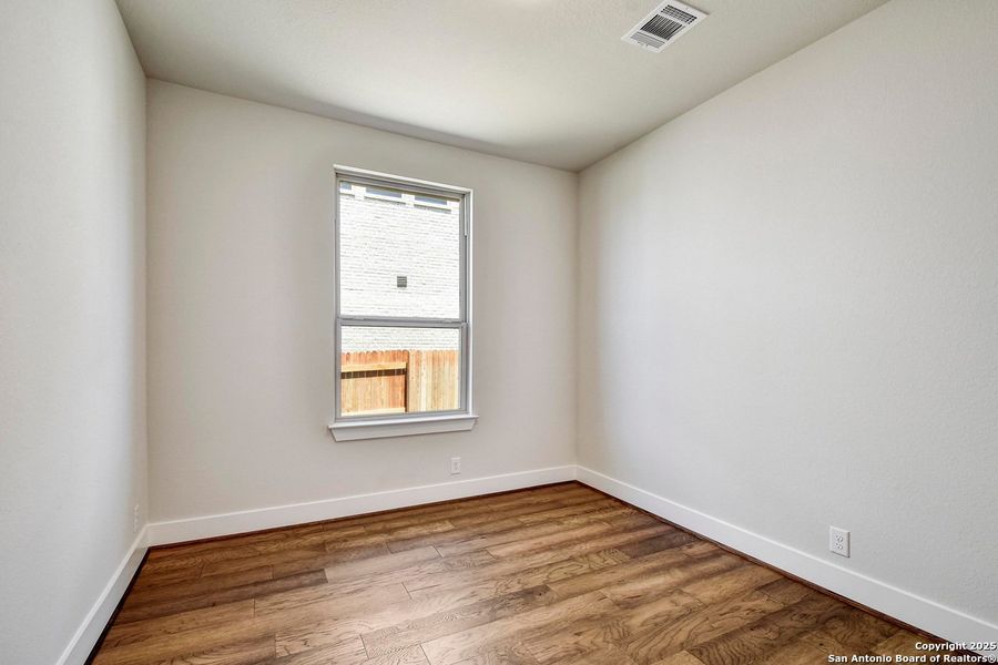 Spacious, unfurnished interior of a new home in Homestead, Schertz (Image 14).