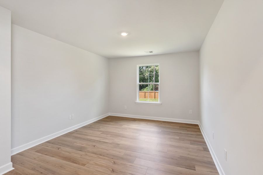 Spacious, unfurnished interior of a new home in Landmark Commons, Boiling Springs (Image 23). Spacious, unfurnished interior of a new home in Landmark Commons, Boiling Springs (Image 23).