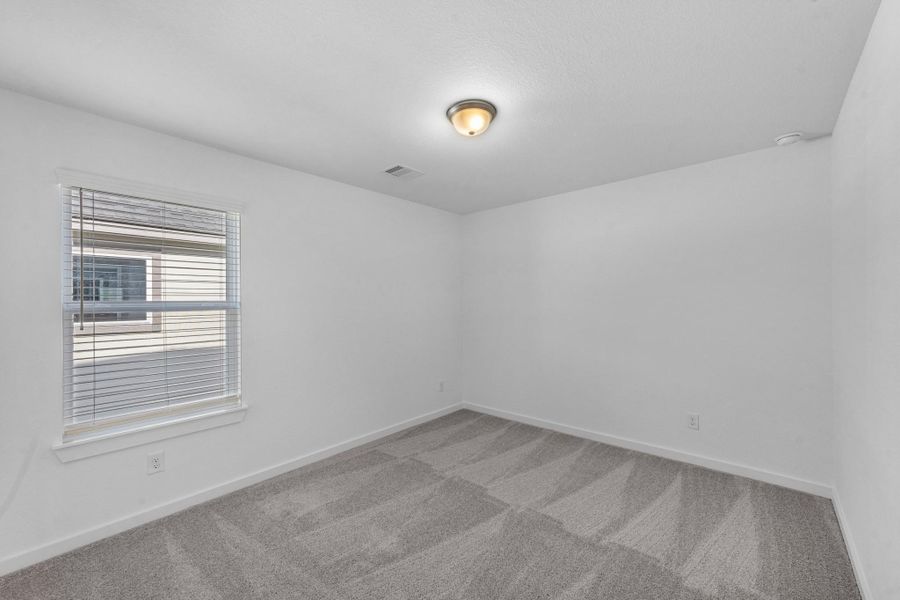 Spacious, unfurnished interior of a new home in Beacon Hill, Waller (Image 19).