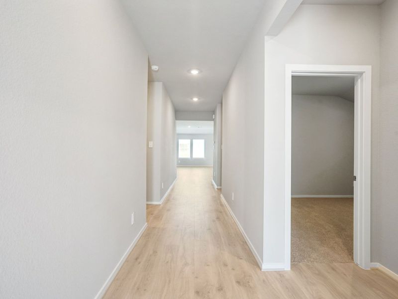 Spacious, unfurnished interior of a new home in Riviera Pines - Classic Series, Conroe (Image 10).