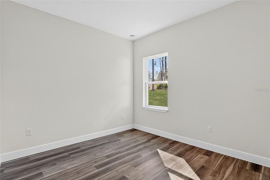 Spacious, unfurnished interior of a new home in , Citrus Springs (Image 22).