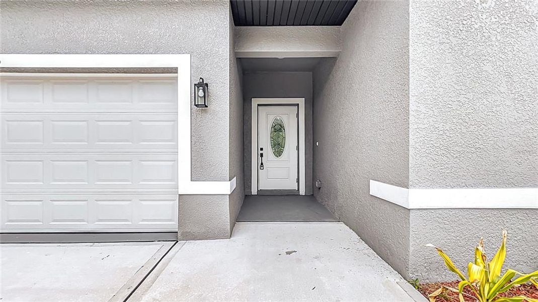 Exterior details and patio area of a home in , North Port (Image 4). Exterior details and patio area of a home in , North Port (Image 4).