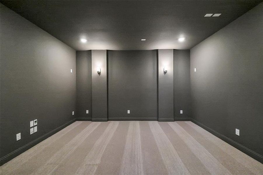 Spacious, unfurnished interior of a new home in Sienna 65', Missouri City (Image 17). Spacious, unfurnished interior of a new home in Sienna 65', Missouri City (Image 17).