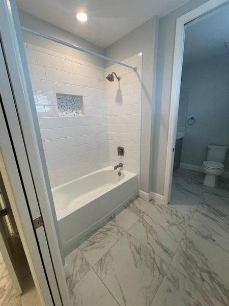 Image 29 of a home in .