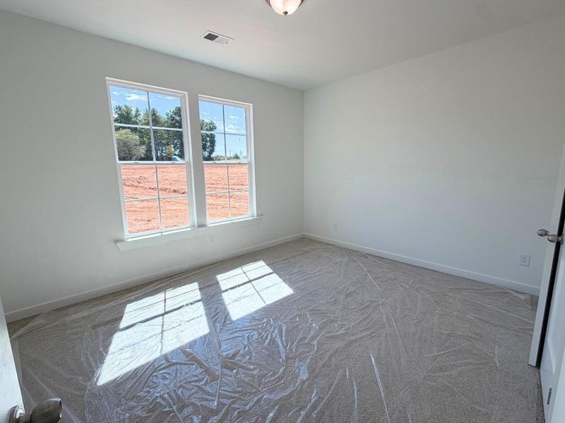 Image 13 of a home in Magnolia Ridge.