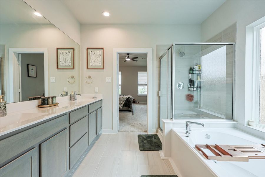 Furnished interior view inside a new home in Telge Ranch, Cypress (Image 16).