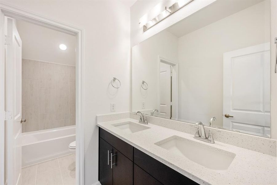 Furnished interior view inside a new home in ArrowBrooke Elements, Aubrey (Image 11). Furnished interior view inside a new home in ArrowBrooke Elements, Aubrey (Image 11).