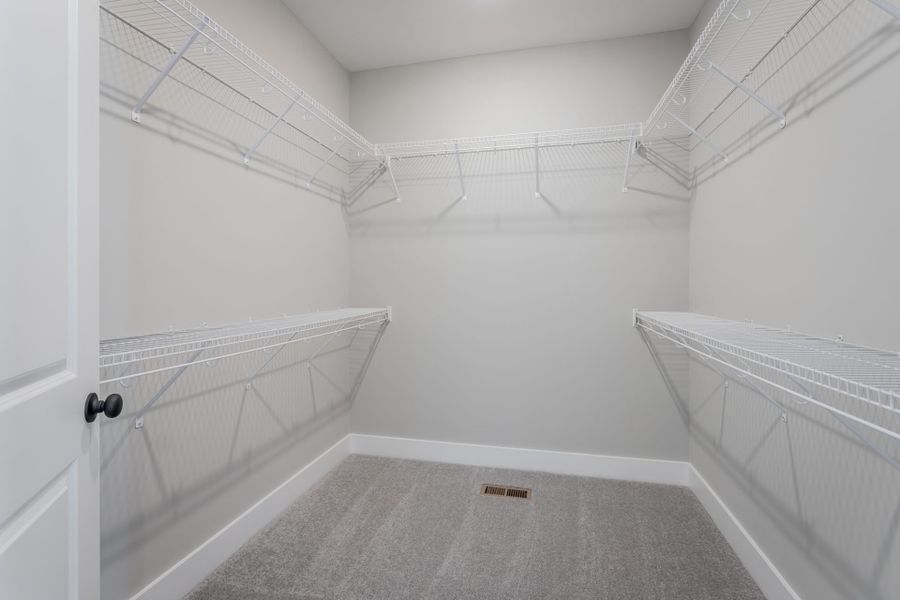 Representative unfurnished interior of a home built from the Autumnbrook C by Riverstone Construction, LLC in Pine Ridge, Soddy-Daisy (Image 19).