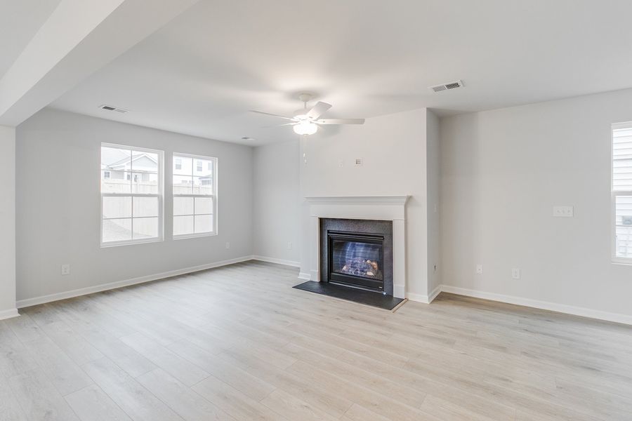 Spacious, unfurnished interior of a new home in Winston Point, Gilbert (Image 16). Spacious, unfurnished interior of a new home in Winston Point, Gilbert (Image 16).