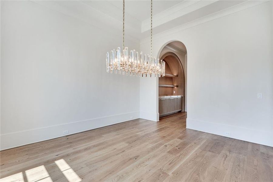 Spacious, unfurnished interior of a new home in , Alpharetta (Image 76).