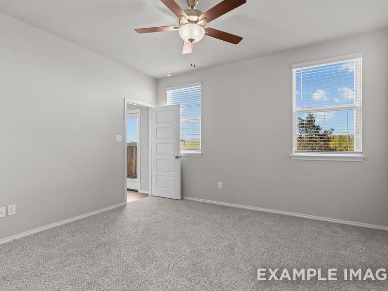 Spacious, unfurnished interior of a new home in Heartland, Heartland (Image 15).