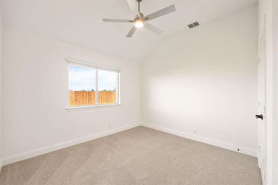 Spacious, unfurnished interior of a new home in El Dorado, Granbury (Image 16). Spacious, unfurnished interior of a new home in El Dorado, Granbury (Image 16).