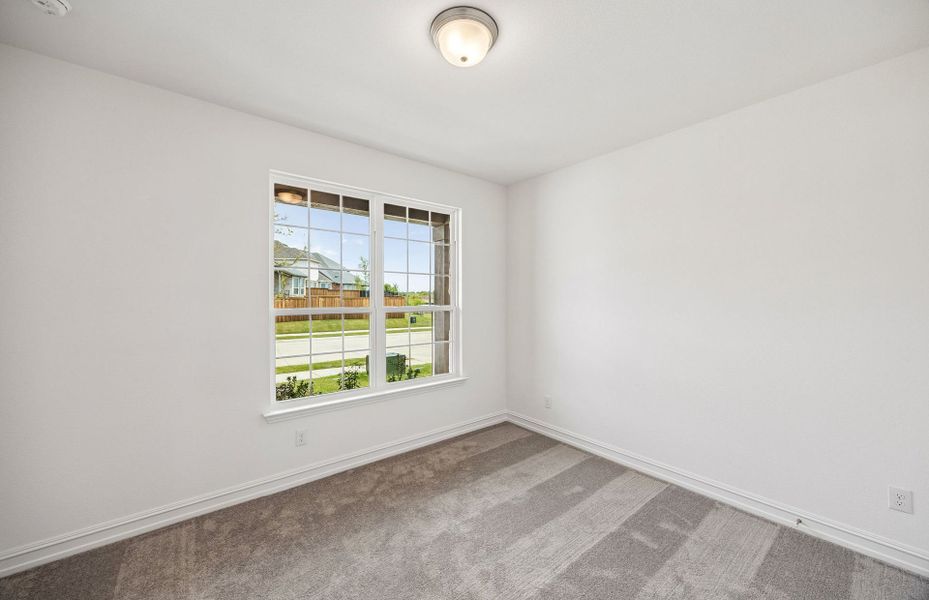 Spacious, unfurnished interior of a new home in Creekview Meadows, Pilot Point (Image 23).