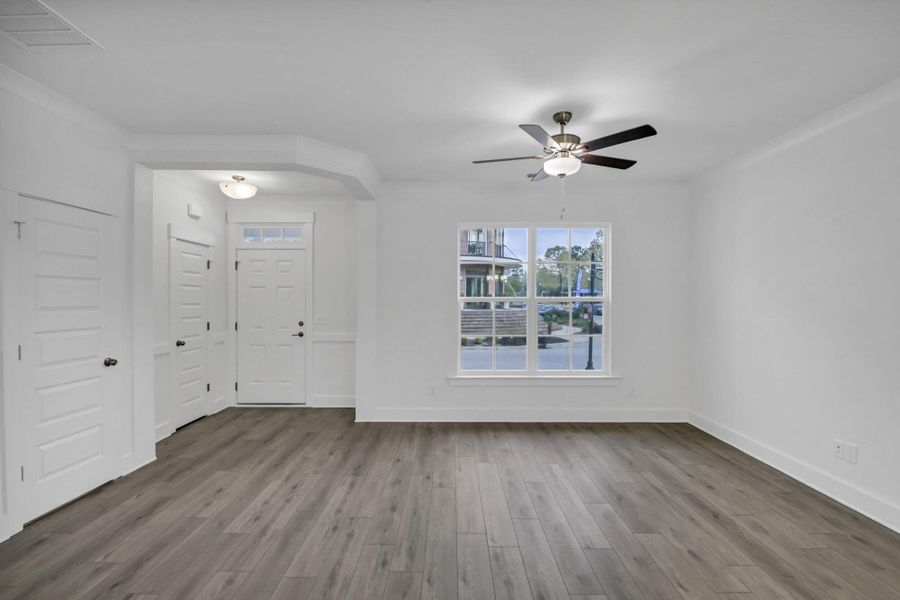 Spacious, unfurnished interior of a new home in Lake Carolina Townhomes, Columbia (Image 24).