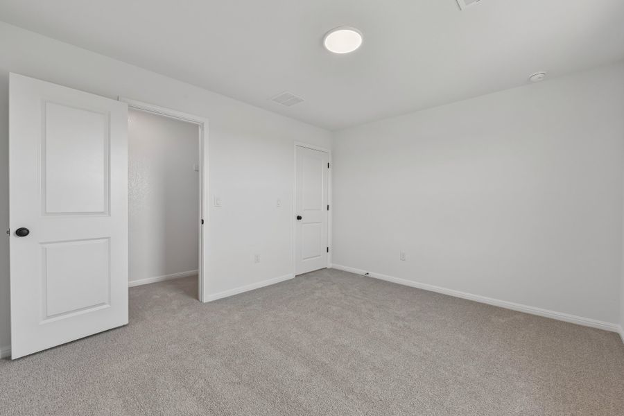 Spacious, unfurnished interior of a new home in Saddle Ridge at Wildhorse Ranch, Austin (Image 20). Spacious, unfurnished interior of a new home in Saddle Ridge at Wildhorse Ranch, Austin (Image 20).