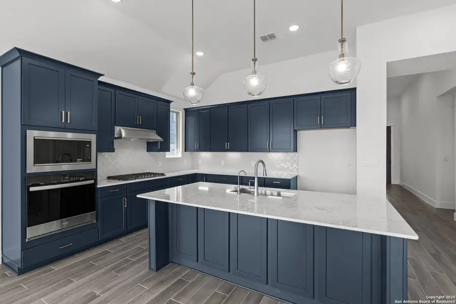 Furnished interior view inside a new home in Corley Farms, Boerne (Image 10).