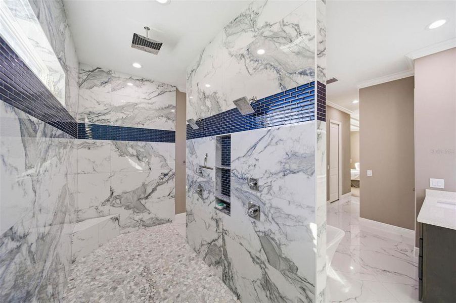 Spacious, unfurnished interior of a new home in , Beverly Hills (Image 22).