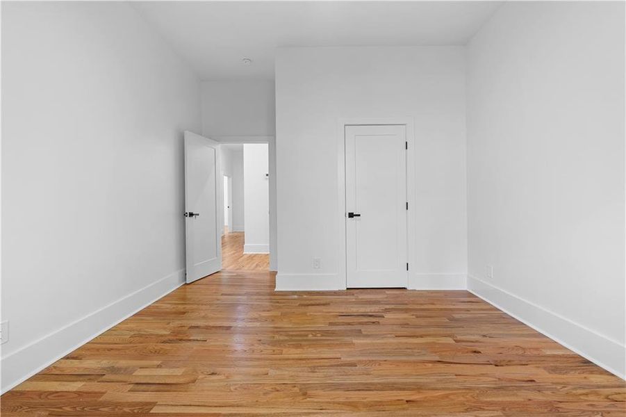 Spacious, unfurnished interior of a new home in , Atlanta (Image 65).