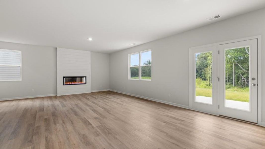 Spacious, unfurnished interior of a new home in , South Fulton (Image 25).
