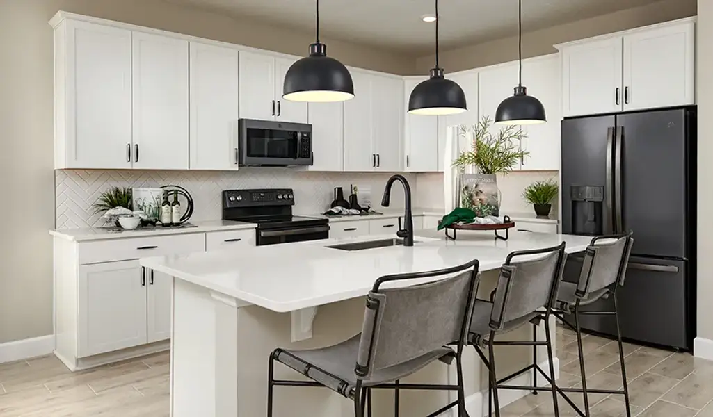 Emerald-F926-SeasonsAtMattiePointe Kitchen