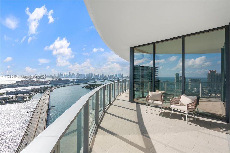 Image 35 of a home in Five Park. Image 35 of a home in Five Park.