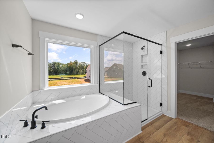 37-web-or-mls-DSC_9428 37-web-or-mls-DSC_9428