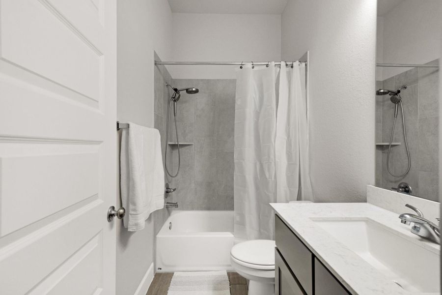 Furnished interior view inside a new home in Meridiana 55', Manvel (Image 3). Furnished interior view inside a new home in Meridiana 55', Manvel (Image 3).