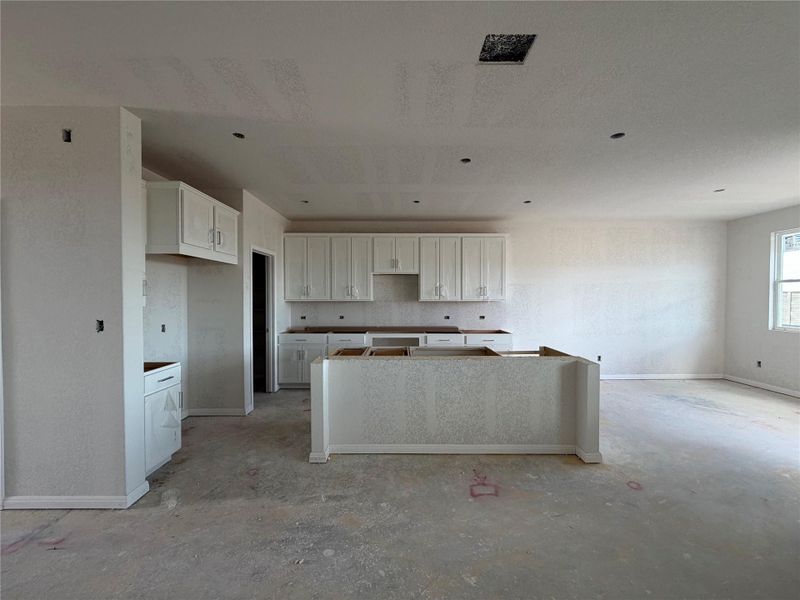 Image 37 of a home in Willow Springs. Image 37 of a home in Willow Springs.