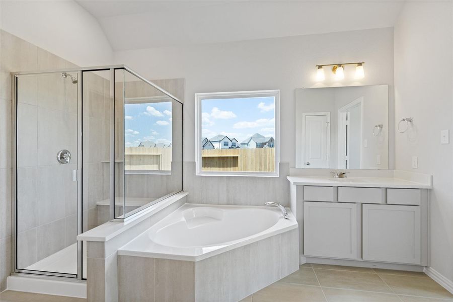 Furnished interior view inside a new home in Oakwood Estates, Waller (Image 9).