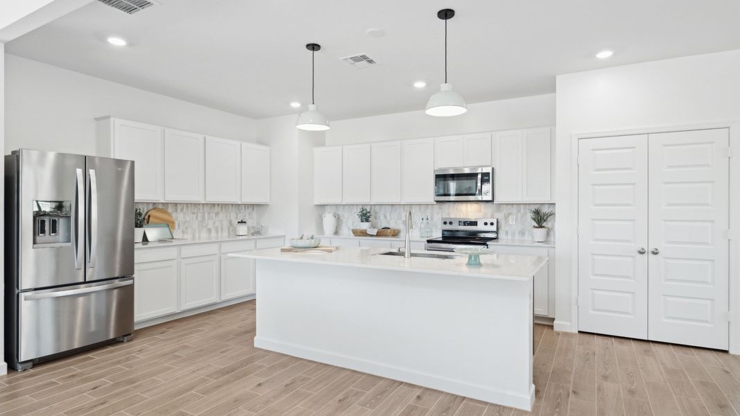 Furnished interior view inside a new home in Apache Farms, Buckeye (Image 11).