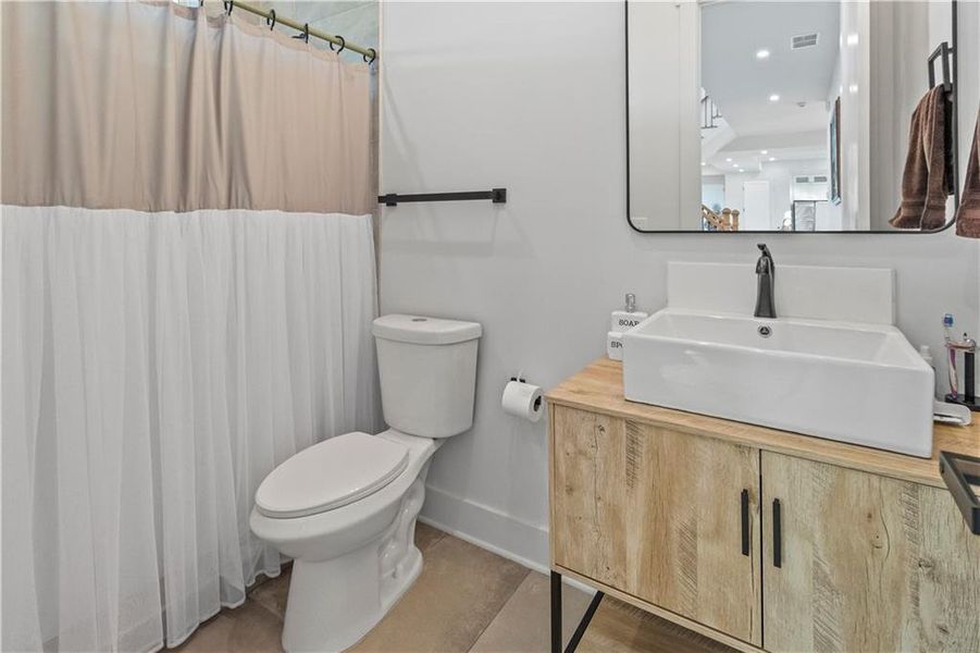 Furnished interior view inside a new home in , Clermont (Image 18). Furnished interior view inside a new home in , Clermont (Image 18).