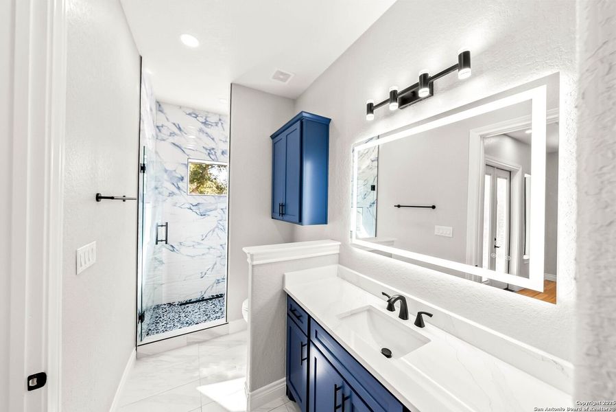 Furnished interior view inside a new home in , New Braunfels (Image 15).