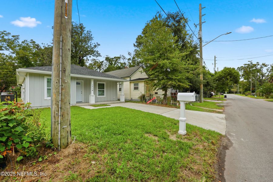 Image 31 of a home in .