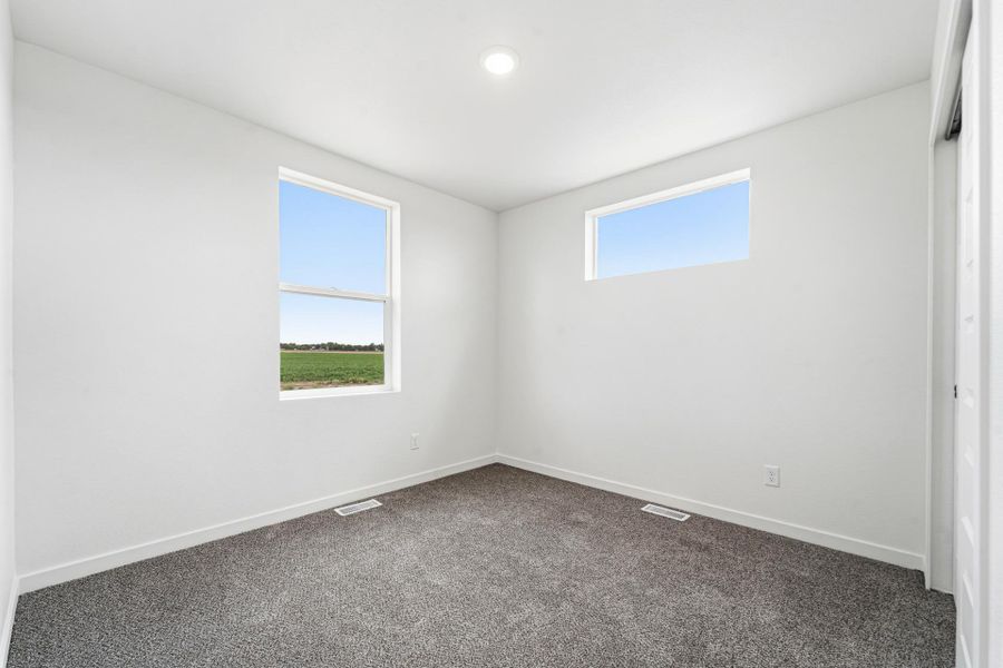 Spacious, unfurnished interior of a new home in Granary, Johnstown (Image 43).