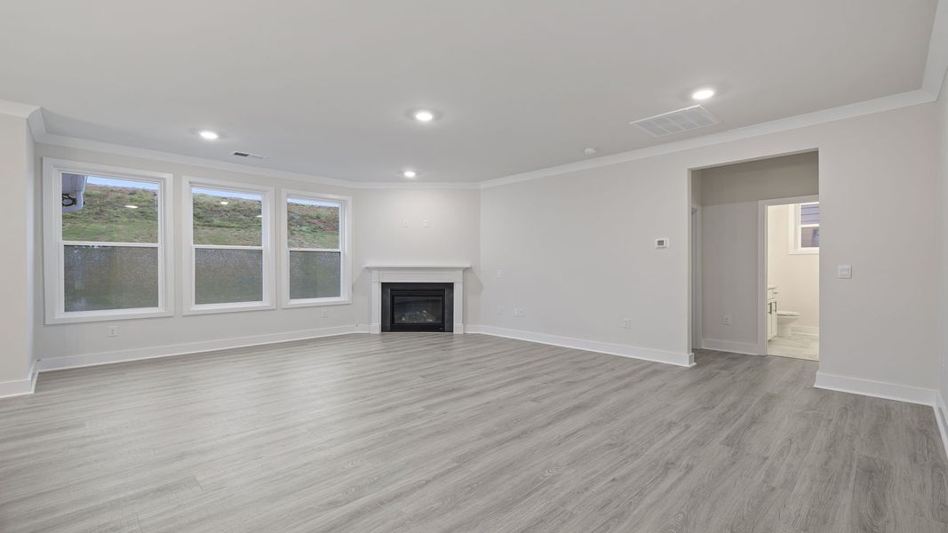 Spacious, unfurnished interior of a new home in Whitehawk Meadows, Travelers Rest (Image 20).