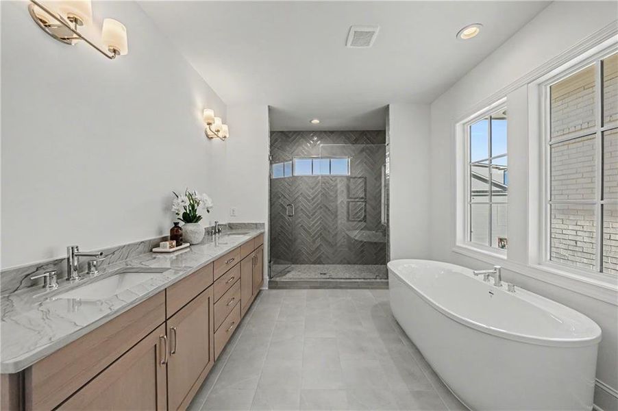 Furnished interior view inside a new home in , Alpharetta (Image 16).