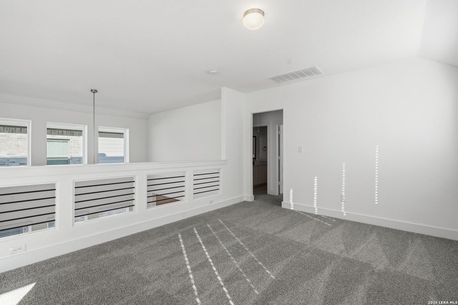 Spacious, unfurnished interior of a new home in Stillwater Ranch, San Antonio (Image 18). Spacious, unfurnished interior of a new home in Stillwater Ranch, San Antonio (Image 18).